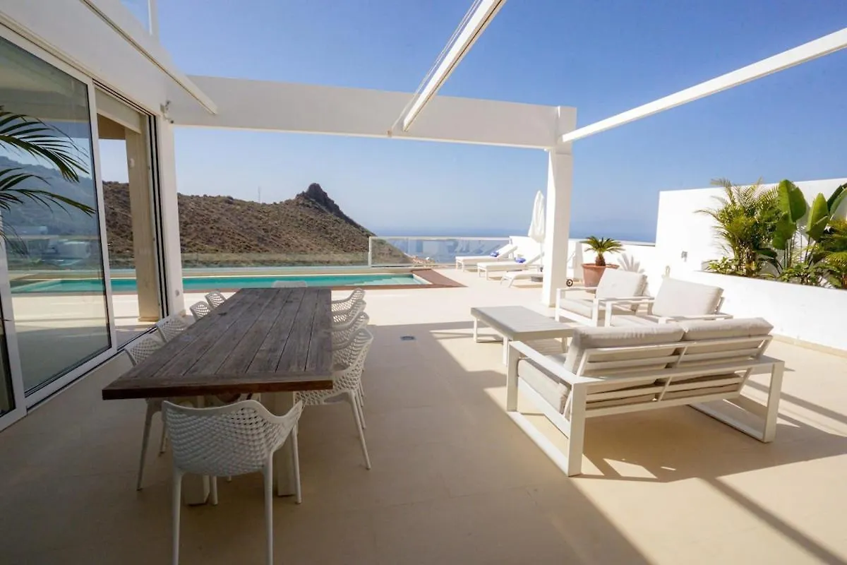 אדחה Gs Luxury Navarra Sunset, Luxury Villa With Pool And Sea Views