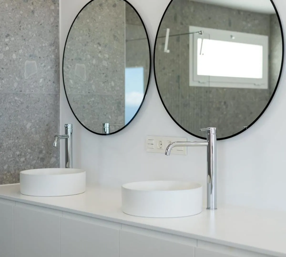 אדחה Gs Luxury Navarra Sunset, Luxury Villa With Pool And Sea Views